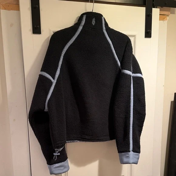 Free People Movement Black Fleece with Light Blue Trim - Picture 3 of 6